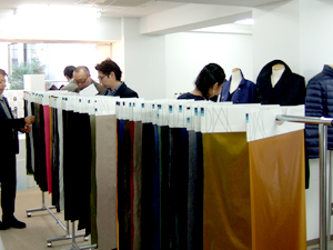 展示会報告-世界巡回展/彩色兼美