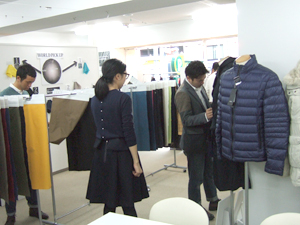 展示会報告-世界巡回展/彩色兼美